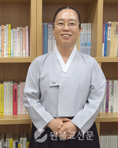 김은희 교수