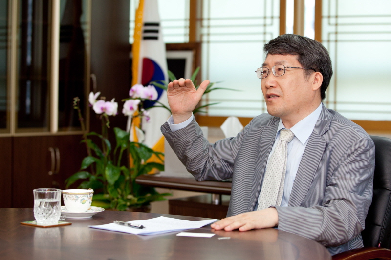 남궁문 총장 인터뷰 모습