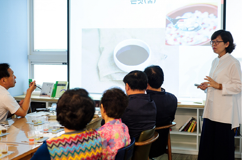 사진 설명 넣기