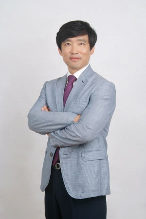 김효철 교수님 중국 시안해당직업대 객원교수로 초빙