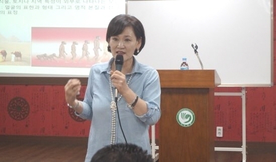 얼굴경영학과 주선희교수