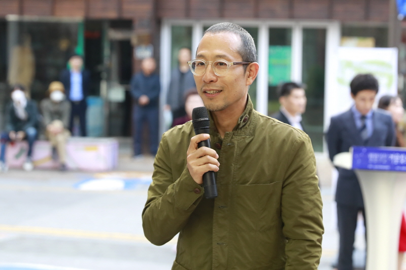 참여 작가1